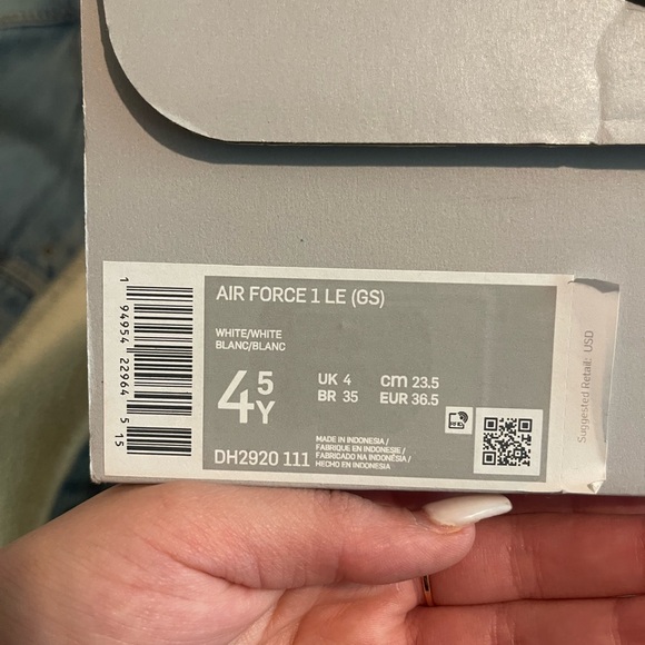 Nike Air Force 1 ‘07 BRAND NEW IN BOX - Picture 2 of 6